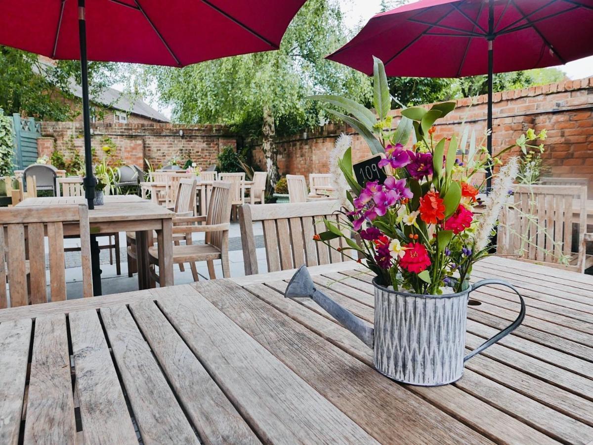 The Boot Inn Burton-upon-Trent Ngoại thất bức ảnh